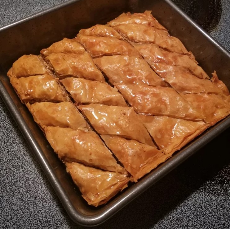 Simple and Easy Baklava Recipe Lindsy's Kitchen