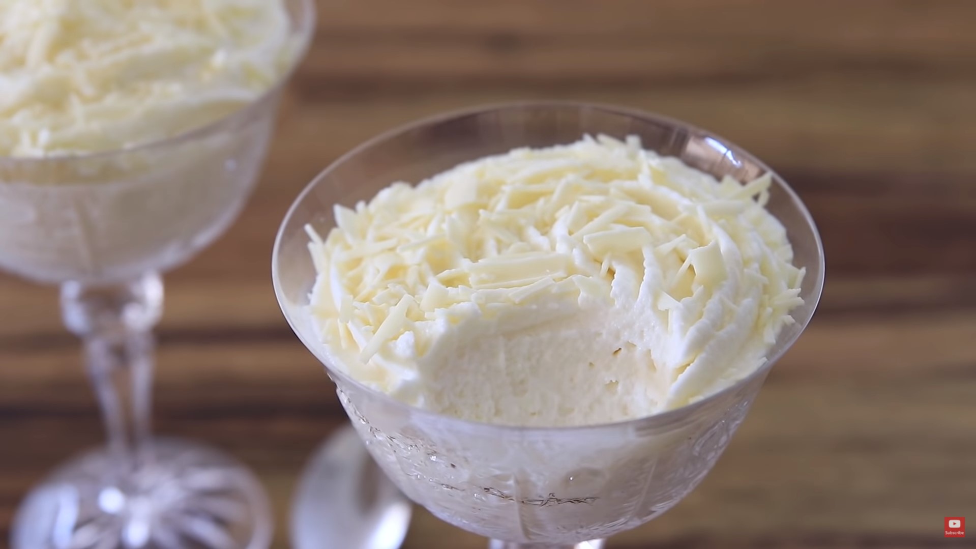 Simple and Easy White Chocolate Mousse Recipe (Video) Lindsy's Kitchen