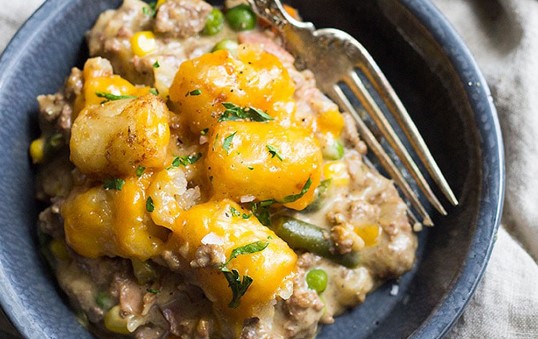 Easy Bacon Cheeseburger Tater Tot Casserole