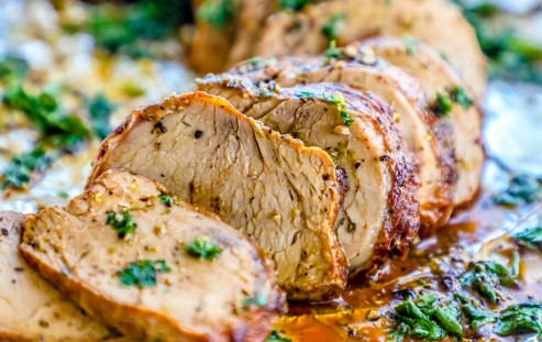 The Best Garlic Baked Pork Tenderloin Recipe – Lindsy's Kitchen