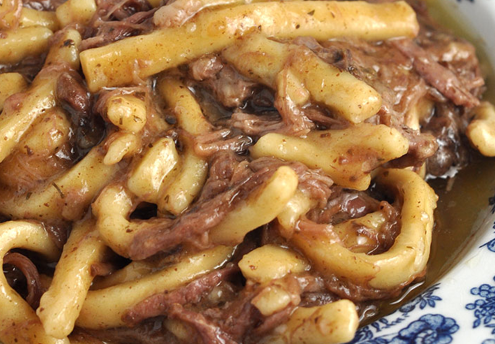 Easy Crock Pot Mississippi Beef Noodles